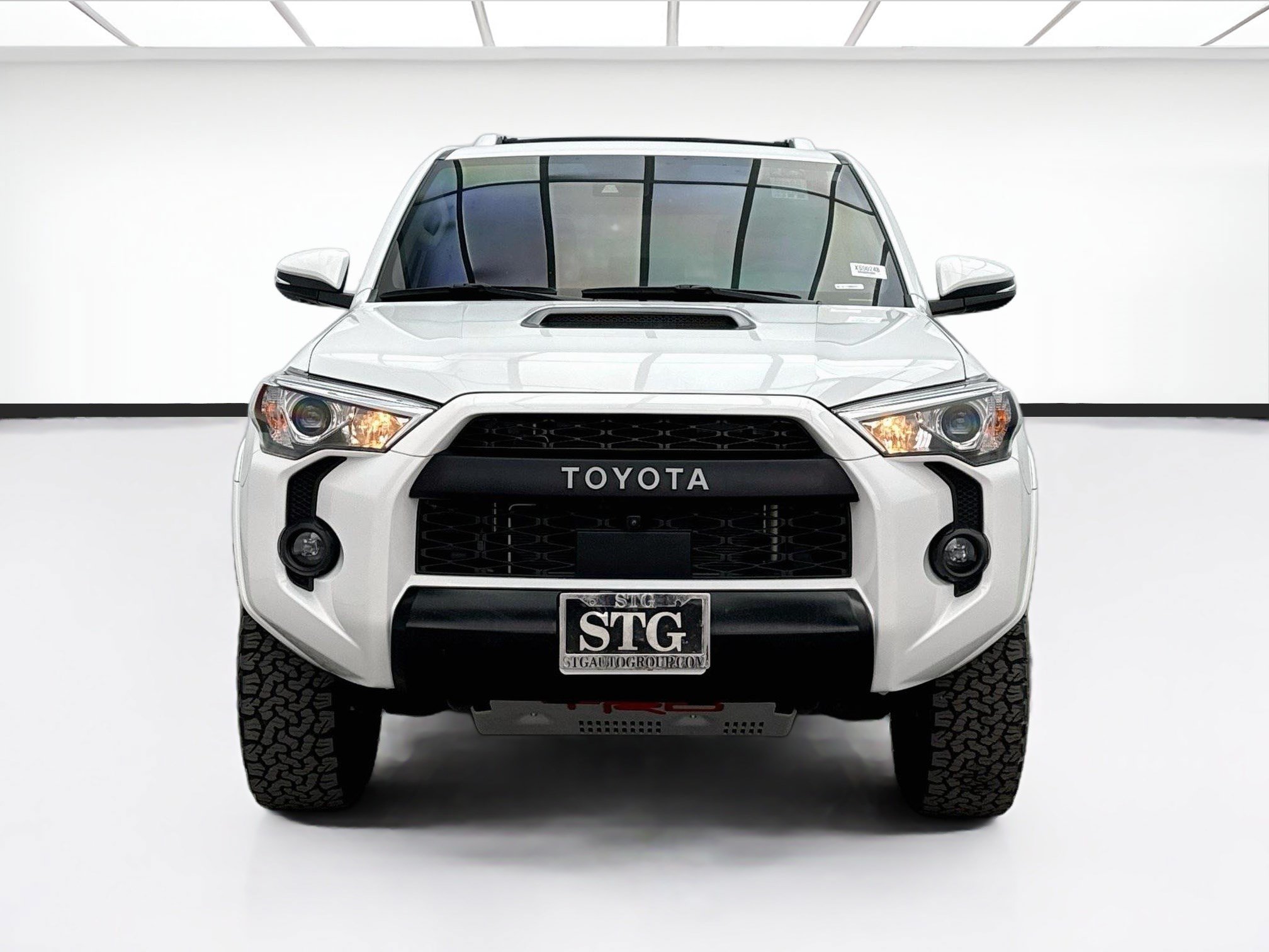 Used 2024 Toyota 4Runner TRD Pro AWD/4WD image 2