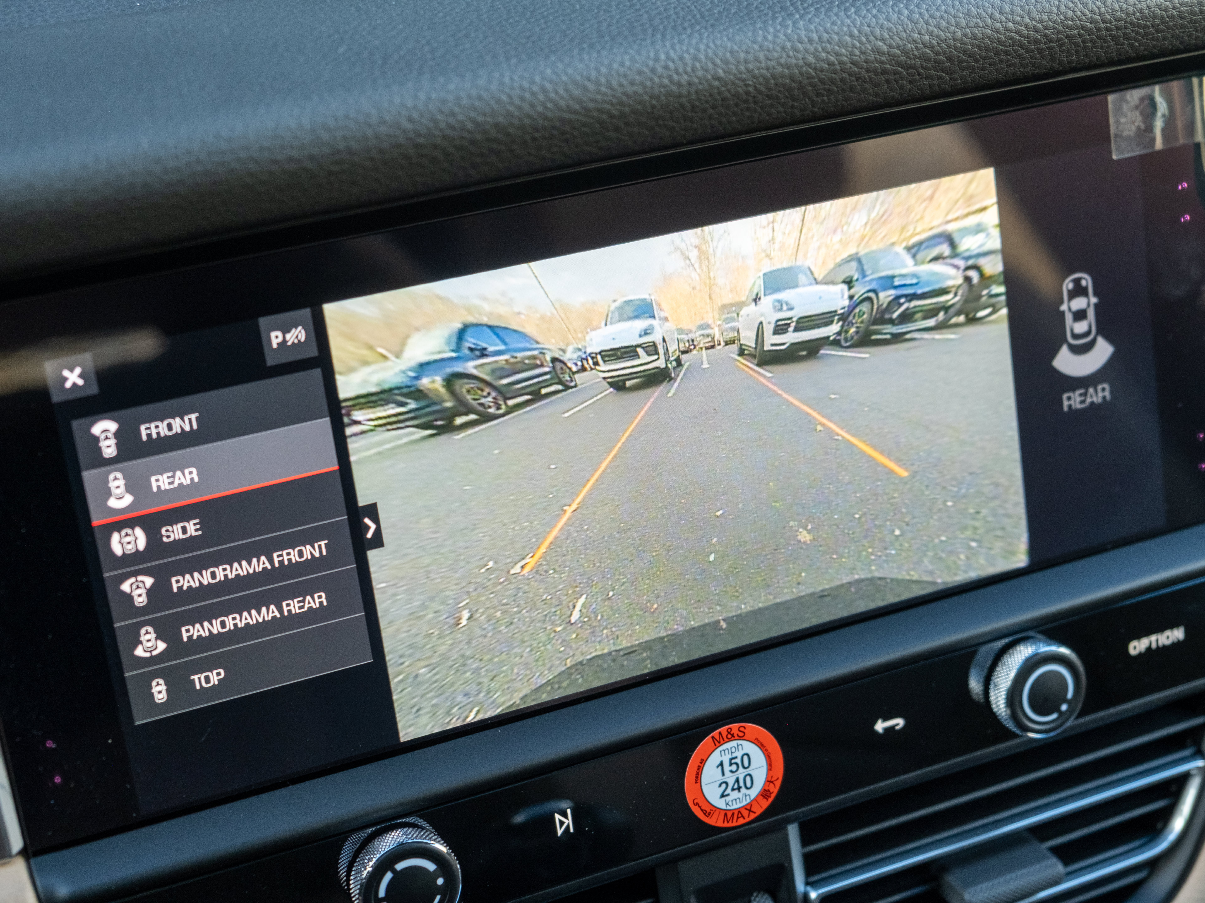 Certified 2026 Porsche Macan AWD/4WD image 29