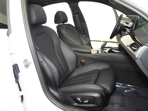 Certified 2023 BMW 530i w/ Convenience Package RWD image 19
