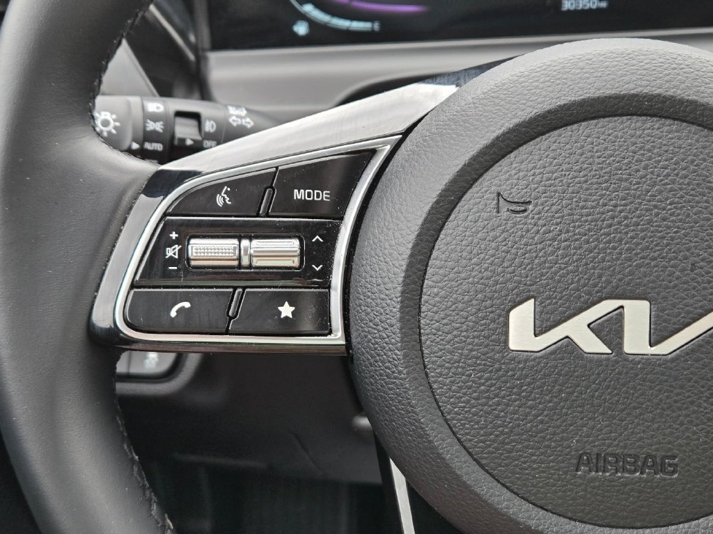 Used 2025 Kia Seltos S AWD/4WD image 22