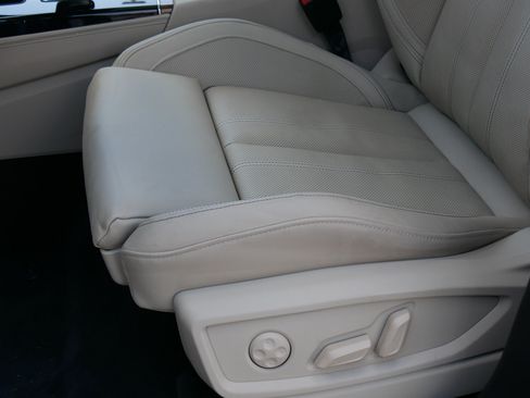 Used 2023 Audi Q5 2.0T Premium Plus w/ Premium Plus Package AWD/4WD image 25