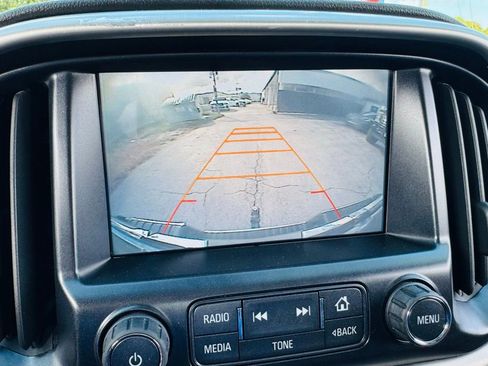 Used 2016 GMC Canyon SLE image 22