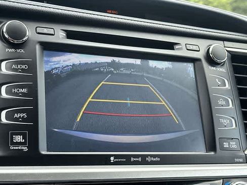 Used 2016 Toyota Highlander Limited AWD/4WD image 15