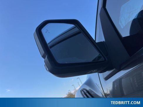 Used 2019 Ford F150 Raptor w/ Equipment Group 802A Luxury image 47