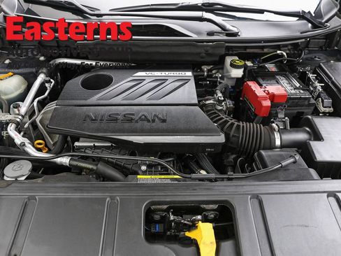 Used 2023 Nissan Rogue SV AWD/4WD image 7