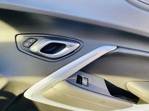 Used 2019 Chevrolet Camaro SS image 32