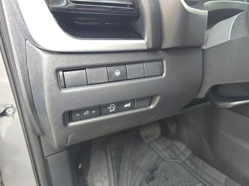 Used 2023 Nissan Rogue SL w/ SL Premium Package AWD/4WD image 16