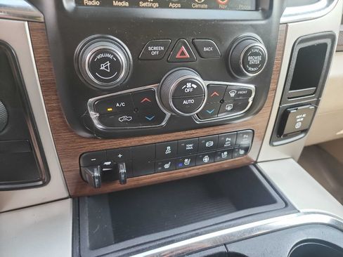 Used 2016 RAM 2500 Laramie w/ Protection Group AWD/4WD image 27