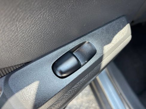 Used 2024 Nissan Kicks SV FWD image 57