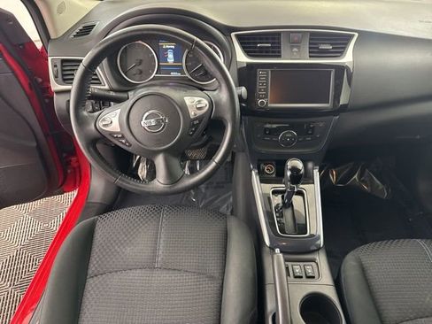 Used 2019 Nissan Sentra SR image 25