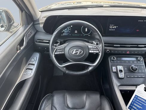Certified 2023 Hyundai Palisade Limited FWD image 16