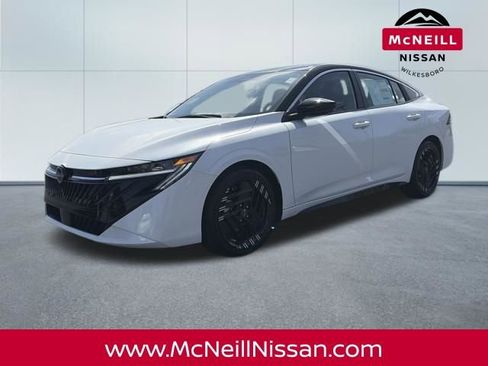 New 2026 Nissan Sentra SR w/ SR All Weather Package image 3