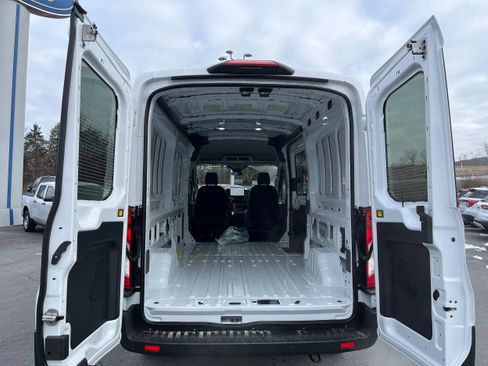 New 2026 Ford Transit 250 148 Medium Roof image 9