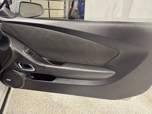 Used 2015 Chevrolet Camaro LT image 12