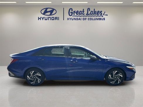 Certified 2025 Hyundai Elantra Sport image 6