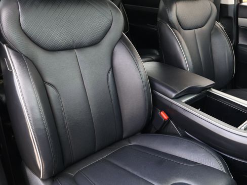 Used 2023 Hyundai Palisade SEL image 17