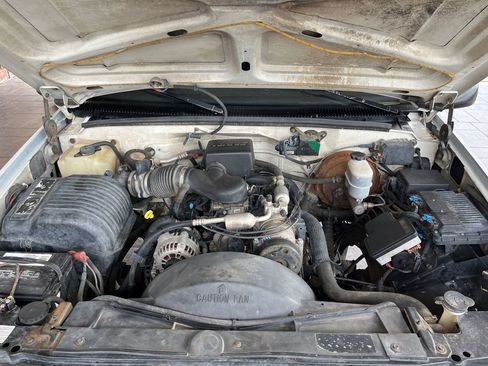 Used 1997 Chevrolet Silverado 2500 4x4 Extended Cab image 21