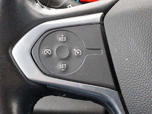 Used 2021 Chevrolet Traverse LT AWD/4WD image 21