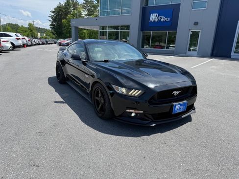 Used 2015 Ford Mustang GT Premium RWD image 4