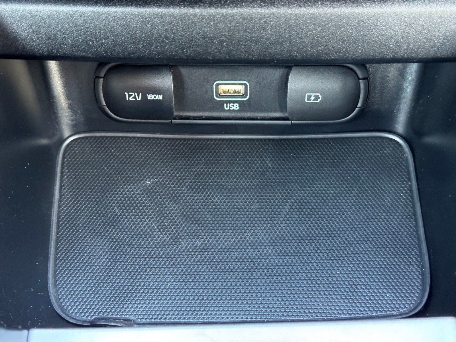 Used 2024 Kia Forte LXS FWD image 25