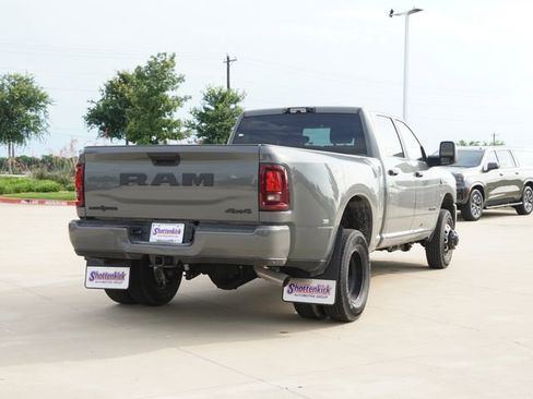 New 2026 RAM 3500 Big Horn AWD/4WD image 9