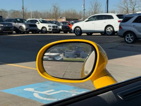 Used 2018 Dodge Challenger SXT w/ Driver Convenience Group image 39