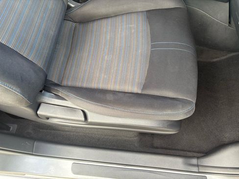 Used 2021 Nissan Leaf SV w/ SV Technology Package image 48