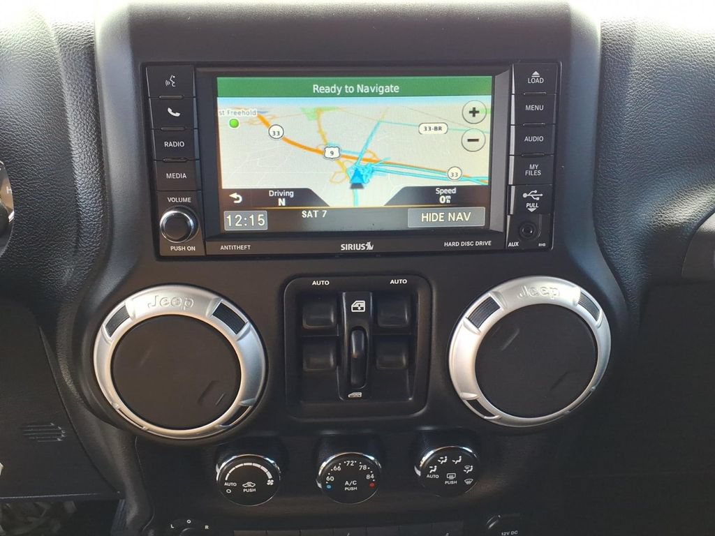 Used 2014 Jeep Wrangler Unlimited Sahara w/ Dual Top Group AWD/4WD image 7