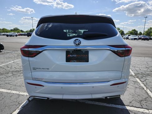 Used 2020 Buick Enclave Avenir w/ Avenir Technology Package AWD/4WD image 17
