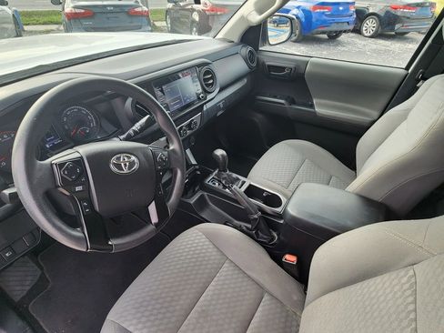 Used 2021 Toyota Tacoma SR image 10