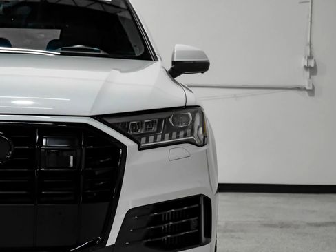 Used 2021 Audi Q7 3.0T Prestige w/ Prestige Package AWD/4WD image 63