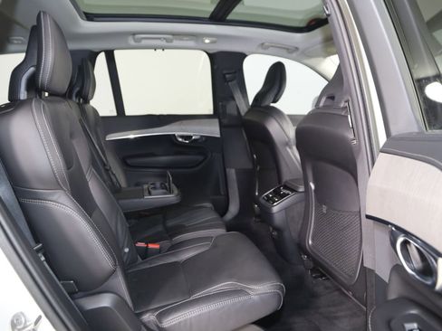 Used 2023 Volvo XC90 B6 Ultimate AWD/4WD image 14