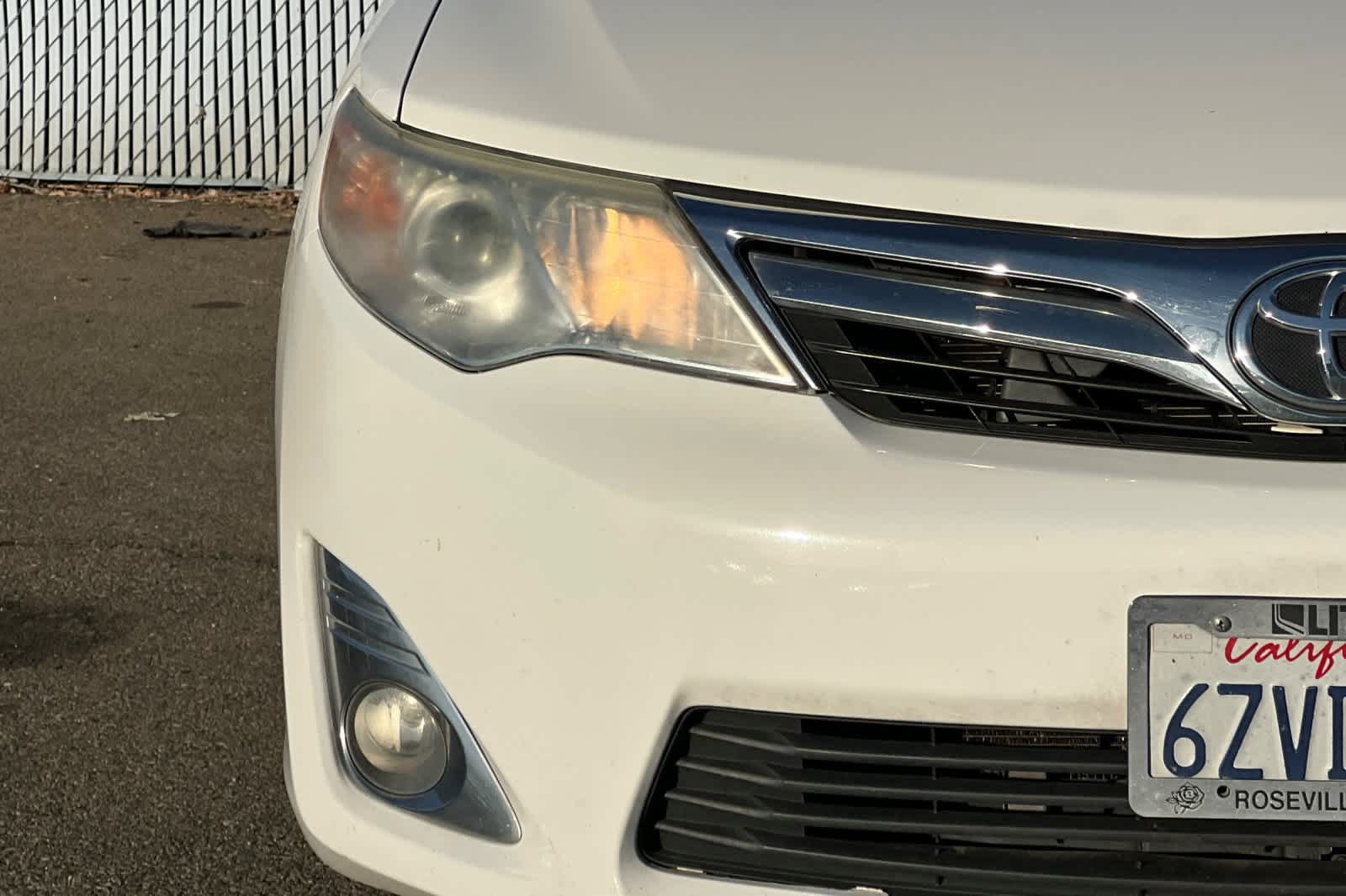 Used 2013 Toyota Camry XLE w/ Leather Pkg FWD image 17