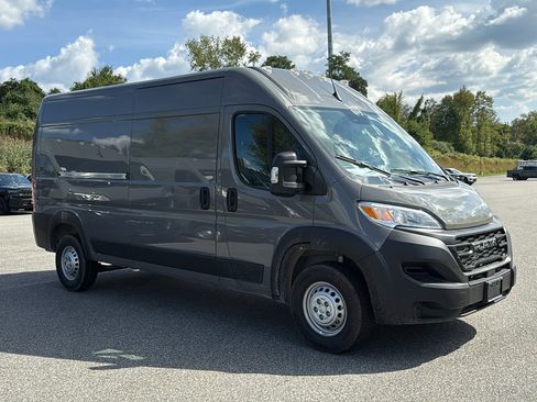 New 2025 RAM ProMaster 2500 image 2