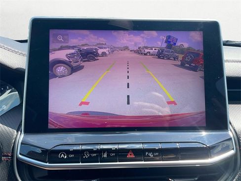 Used 2023 Jeep Compass Trailhawk image 22