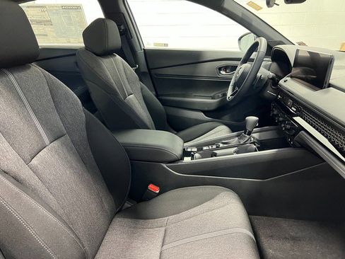 New 2025 Honda Accord Sport image 30