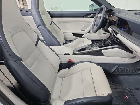 Certified 2026 Porsche 911 Carrera 4S AWD/4WD image 27