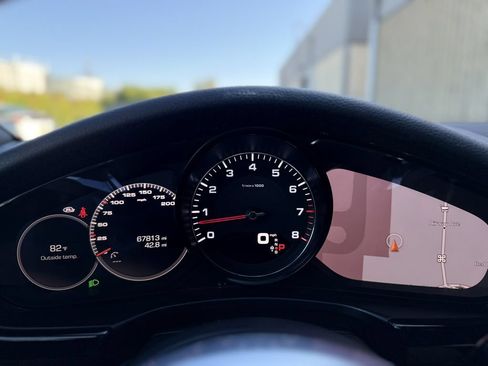 Used 2018 Porsche Panamera 4S Executive AWD/4WD image 35
