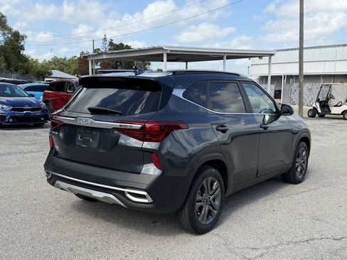 Certified 2023 Kia Seltos S w/ Navigation Package image 5