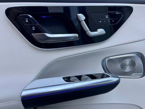 Certified 2025 Mercedes-Benz GLC 350e GLC 350e image 14