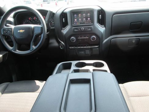Used 2022 Chevrolet Silverado 1500 Custom AWD/4WD image 14