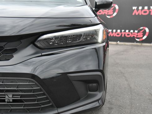 Used 2024 Honda Civic Sport image 11