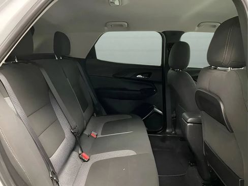 Used 2021 Chevrolet TrailBlazer LS FWD image 13