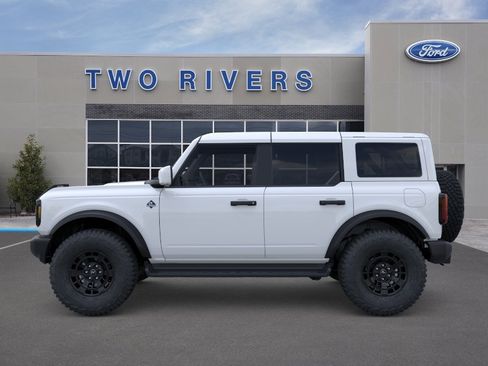 New 2026 Ford Bronco Outer Banks w/ Sasquatch Package AWD/4WD image 3
