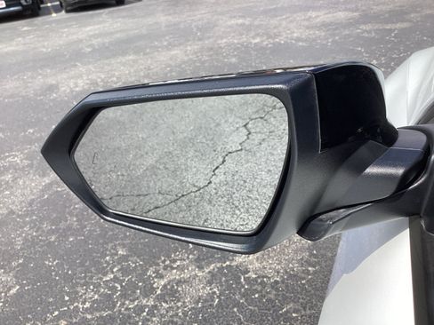 Used 2025 Hyundai Elantra SEL FWD image 31
