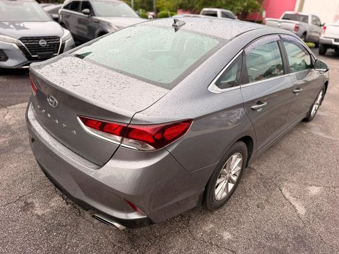Used 2018 Hyundai Sonata SE FWD image 7