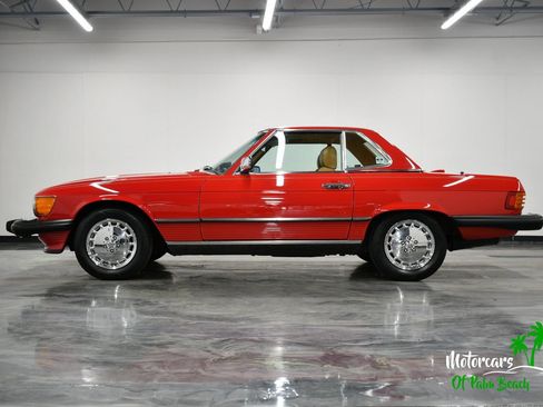 Used 1987 Mercedes-Benz 560 SL image 6