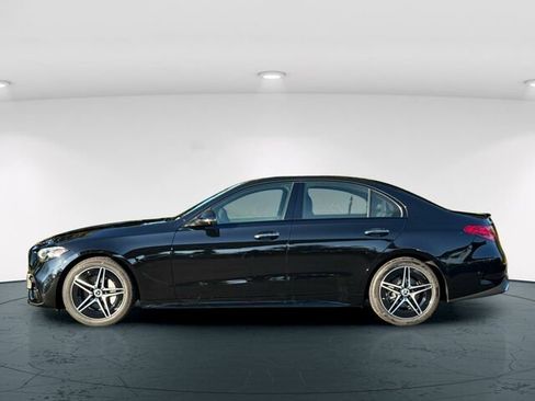 Used 2025 Mercedes-Benz C 300 Sedan image 4