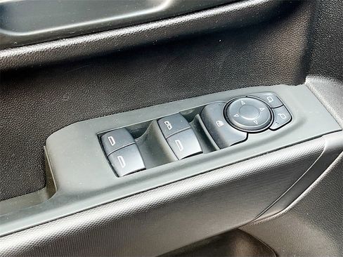 Used 2024 Chevrolet Silverado 1500 Custom Trail Boss w/ Turbomax Blackout Package image 17