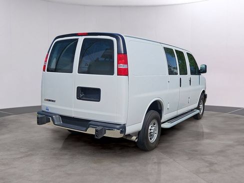Certified 2024 Chevrolet Express 2500 w/ Driver Convenience Package RWD image 4